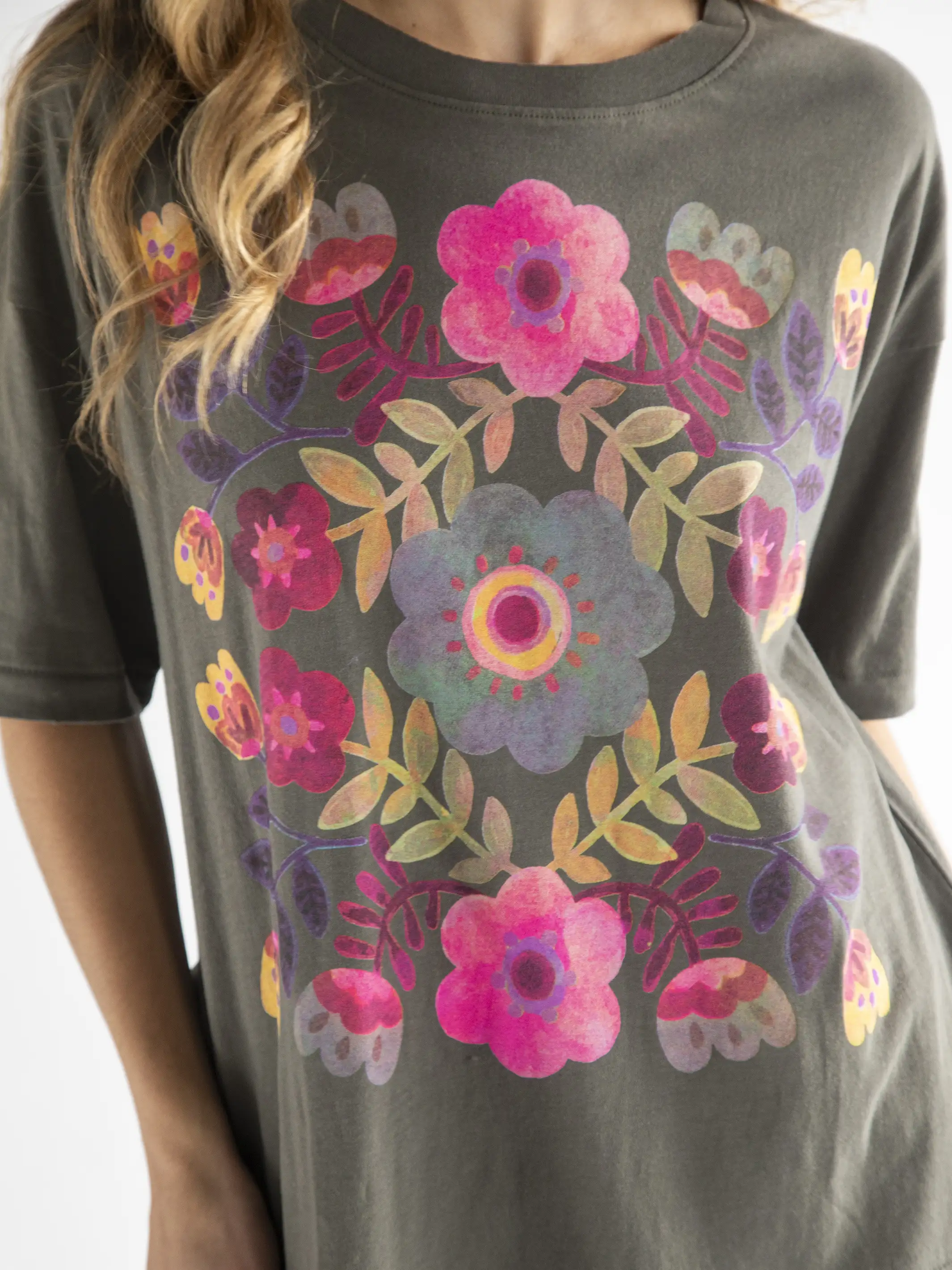 Remi Distressed Cotton Tee - Folk Flower